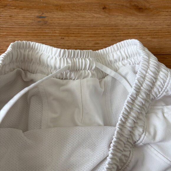 Lululemon Athletic Pace Breaker Lined Short 7” White Men’s Size S - Picture 6 of 9